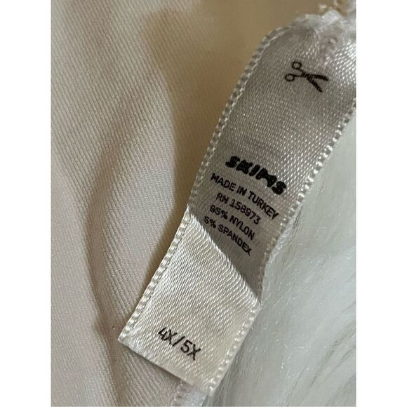 Skims Essential Mock Neck Sleeveless Bodysuit Sandstone 4/5x - Picture 6 of 6